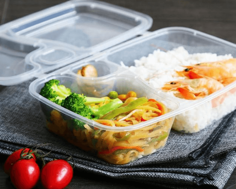Degradable takeaway lunch boxes replace plastic lunch boxes